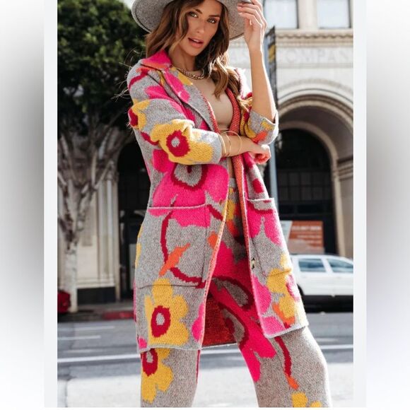DAVI & DANI Sweaters - Dani & Davi Happy Flower Cardigan and Sweater pants Set